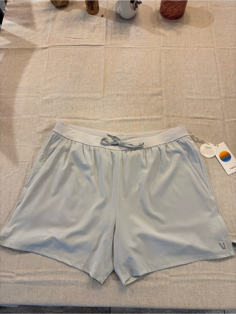 Vuori Men’s Course Short Lined 5” Moonstone Size Large NWT